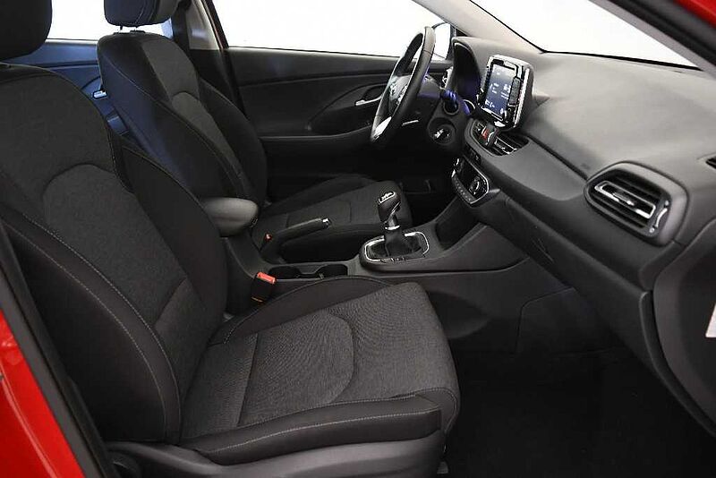 Hyundai i30 1.0 TGDI Klass LR 48V 120